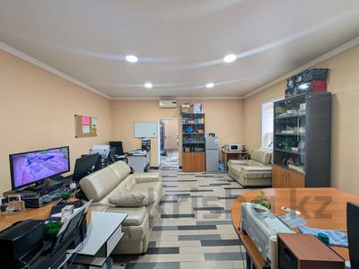 Свободное назначение, склады, азс, автосервисы и автомойки · 765 м² за 150 млн ₸ в Караганде, Казыбек би р-н