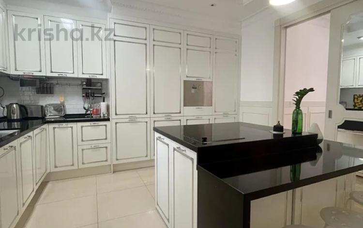 4-комнатная квартира · 176 м² · 13/18 этаж, Кошкарбаева 8 за 135 млн ₸ в Астане, Алматы р-н — фото 2
