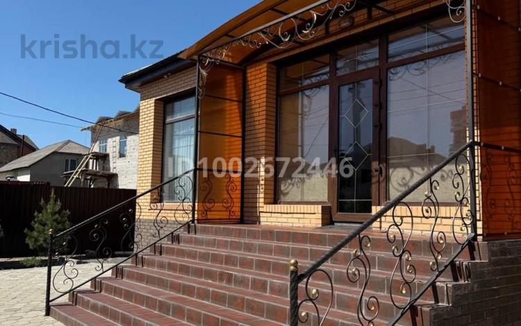 Отдельный дом · 7 комнат · 320 м² · 10 сот., мкр Городской Аэропорт — Хайрулла Қабжанова 67 за 135 млн ₸ в Караганде, Казыбек би р-н — фото 4