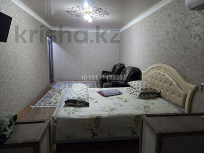 1-комнатная квартира · 36 м² · 3/5 этаж, 8-й микрорайон за 10 000 ₸ в Шымкенте, Туран р-н