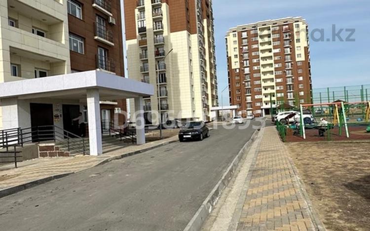 2-бөлмелі пәтер · 70 м² · 10/12 қабат, 9 улица 44/2 — Гребной канал, бағасы: 10 000 ₸ в Туркестане — фото 14