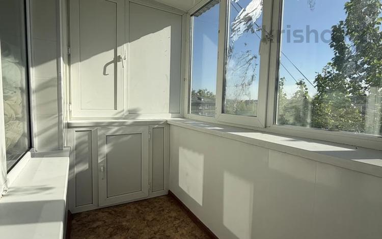 3-комнатная квартира · 62 м² · 5/5 этаж, просп. Абулхаир Хана 103 за 14.5 млн ₸ в Уральске — фото 2
