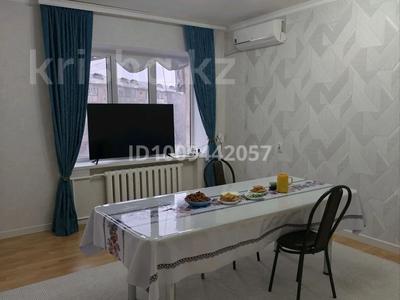 3-комнатная квартира · 65 м² · 4/5 этаж, Сатпаева — Городской суд и Airom Arena, колледж энергетики, колледж сервиса за 25 млн 〒 в Атырау, мкр Авангард-4