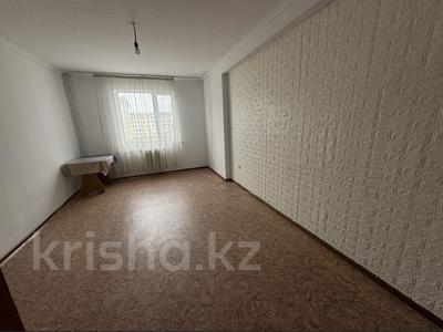 3-комнатная квартира, 70 м², 3/9 этаж помесячно, Коктем 16 за 150 000 〒 в Талдыкоргане
