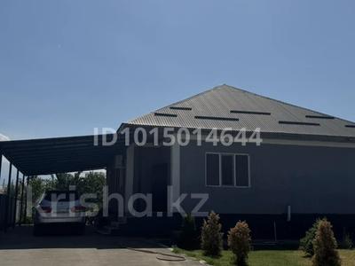 Отдельный дом · 4 комнаты · 150 м² · 80 сот., Садовая 277 за 57 млн ₸ в Байтереке (Новоалексеевке)