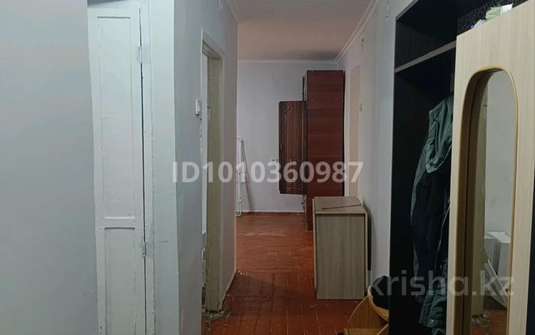3-бөлмелі пәтер · 62.3 м² · 5/5 қабат, 2 военный городок 3 — Рядом цон, достык, бағасы: 13.5 млн ₸ в Ушарале — фото 2