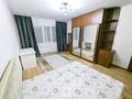 2-комнатная квартира · 80 м² · 9/9 этаж, мкр Аксай-1А 21 — Момышулы и Райымбека за 270 000 ₸ в Алматы, Ауэзовский р-н — фото 2