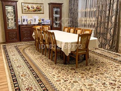 Жеке үй · 4 бөлме · 180 м² · 8 жүзд., Макарова, бағасы: 46 млн ₸ в Таразе