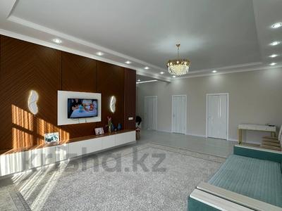 Отдельный дом · 3 комнаты · 140 м² · 5 сот., Есемберлина 4 за 46 млн ₸ в Талдыкоргане, мкр Жастар