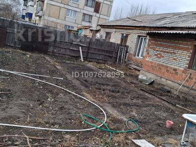 Отдельный дом · 3 комнаты · 48 м² · 4 сот., Свердлова 21 — Магазин ,,Казахстан’’ за 8 млн 〒 в Рудном