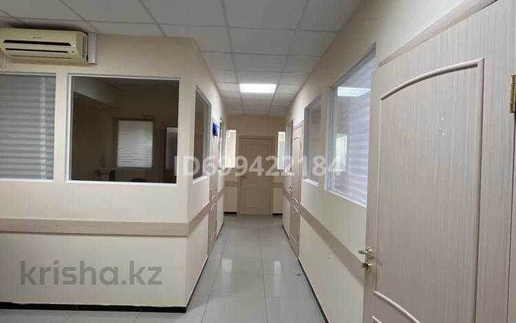 Офисы · 100 м² за 80 000 ₸ в Астане, р-н Байконур — фото 2
