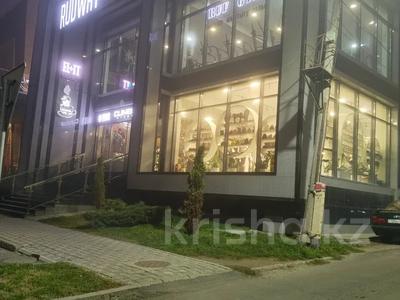Жеке үй · 5 бөлме · 290 м² · 9 жүзд., Попова 41 — Форте банк , Народный Банк,Каспий Банк БЖЗК ,Стоматология, бағасы: 54 млн ₸ в Таразе