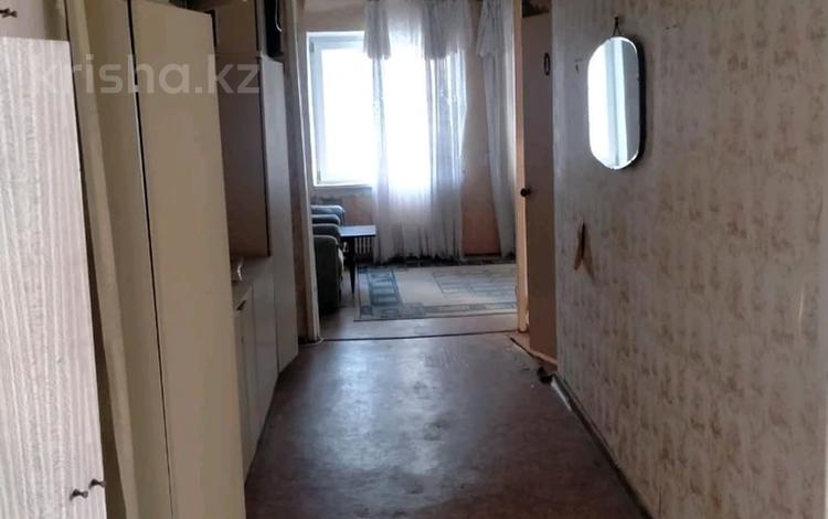 4-бөлмелі пәтер · 70 м² · 4/5 қабат, 15-й мкр 28а, бағасы: 100 000 ₸ в Актау — фото 2