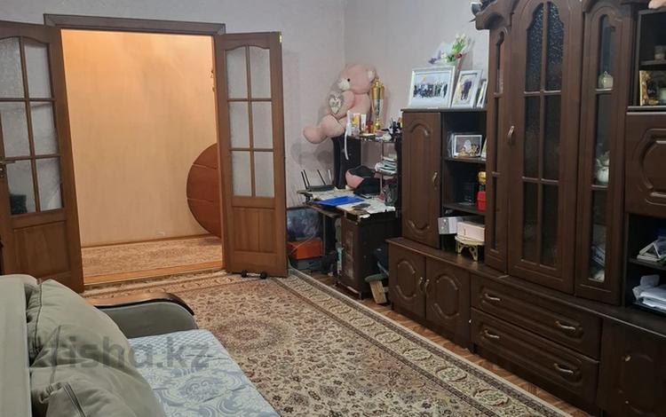 3-бөлмелі пәтер · 64 м², Набережная 49, бағасы: ~ 22.7 млн ₸ в Аксу — фото 2