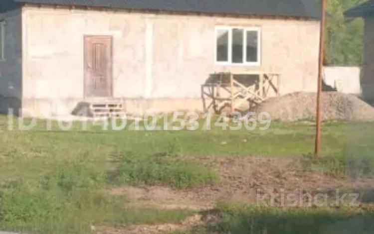 Жеке үй · 2 бөлме · 80 м² · 8 жүзд., Акын серы 46, бағасы: 15 млн ₸ в Аксае — фото 2