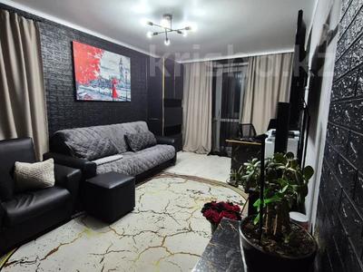 2-комнатная квартира · 43 м² · 2/5 этаж, Лободы 13 за 17.4 млн 〒 в Караганде, Казыбек би р-н