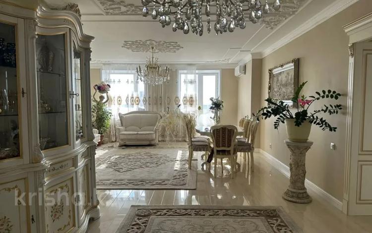 3-комнатная квартира · 125 м² · 8/12 этаж, Мухамедханова 19 за 100 млн 〒 в Семее — фото 2