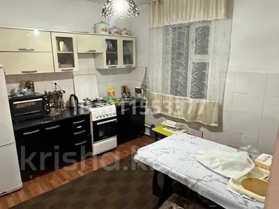 2-бөлмелі пәтер · 61.4 м² · 2 қабат, Мамбетова 19 3 — Площадь, ерсан магазин, вокзал, бағасы: 10 млн ₸ в 