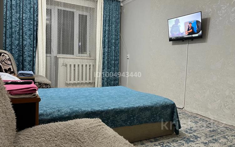 2-бөлмелі пәтер · 38 м² · 4/4 қабат, Шевченко — Шевченко/Толебаева, бағасы: 10 000 ₸ в Талдыкоргане — фото 2