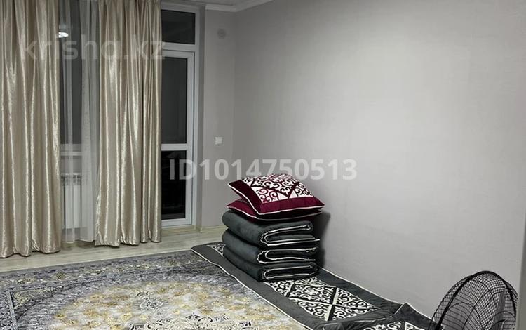 3-бөлмелі пәтер · 73 м² · 3/9 қабат, 11 32А — Рядом есть Казпочта ДВД НИШ, бағасы: 120 000 ₸ в Туркестане — фото 2