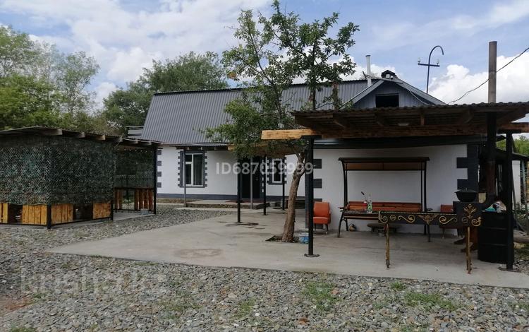 Дом · 3 комнаты · 160 м², Пограничная 61д — Восточная за 80 000 ₸ в Усть-Каменогорске — фото 3