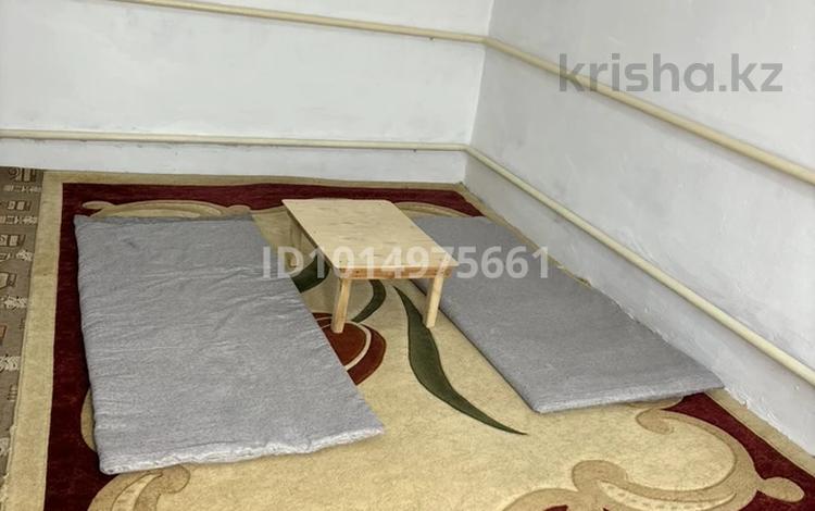 1 бөлме · 40 м² · 1 қабат, Әділет — Үлкен жолдың бойына жап жақын бесінші үй асфальт көше Алмаш астановка, бағасы: 40 000 ₸ в Баскудуке — фото 2