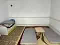 1 бөлме · 40 м² · 1 қабат, Әділет — Үлкен жолдың бойына жап жақын бесінші үй асфальт көше Алмаш астановка, бағасы: 40 000 ₸ в Баскудуке — фото 2