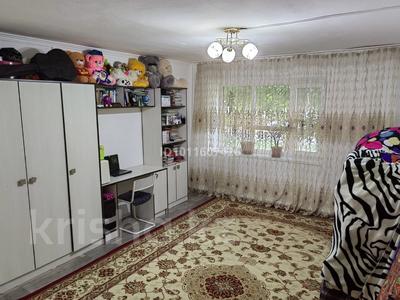2-бөлмелі пәтер · 52.2 м² · 1/5 қабат, Азаттык — Гороно рядом, бағасы: 17.5 млн ₸ в Атырау