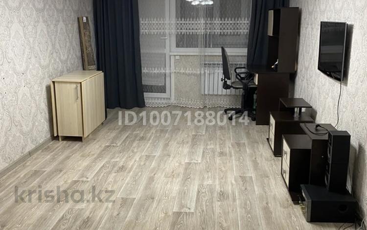 2-комнатная квартира · 44 м² · 5/5 этаж, 40 лет победы — 6 школа за 9 млн ₸ в Шахтинске — фото 2