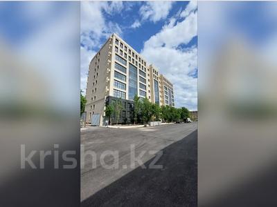 3-комнатная квартира · 125.9 м², Нурсултана Назарбаева 49а за ~ 69.2 млн 〒 в Караганде