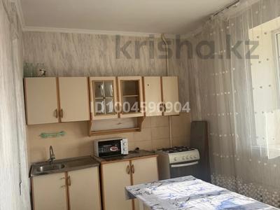 1-комнатная квартира · 40 м² · 6/9 этаж, мкр №3, Аксай 3 Б 2 — Төле би Яссауи за 200 000 〒 в Алматы, Ауэзовский р-н