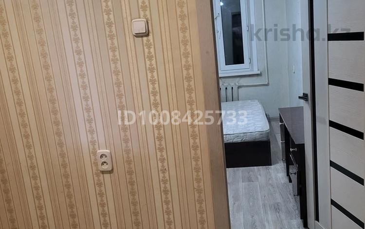 4-комнатная квартира · 75 м² · 3/5 этаж, Майкудук, 2 квартал 30 за 160 000 〒 в Караганде, Алихана Бокейханова р-н — фото 2