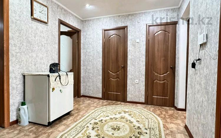 3-бөлмелі пәтер · 61.7 м² · 4/5 қабат, ружейникова 10/1, бағасы: 17.8 млн ₸ в Уральске — фото 2
