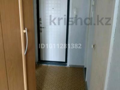 1-комнатная квартира · 33 м² · 4/5 этаж, мкр 4 за 13 млн ₸ в Уральске