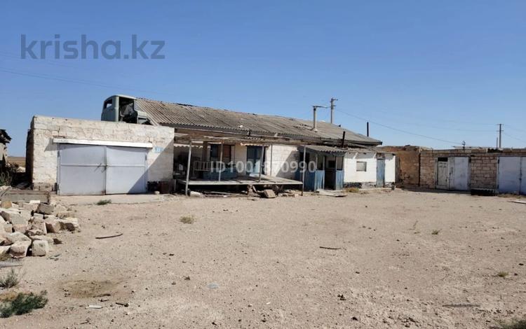 Отдельный дом · 4 комнаты · 205 м² · 13 сот., Карьер 11 — Возле море за 3 млн 〒 в Курыке — фото 2