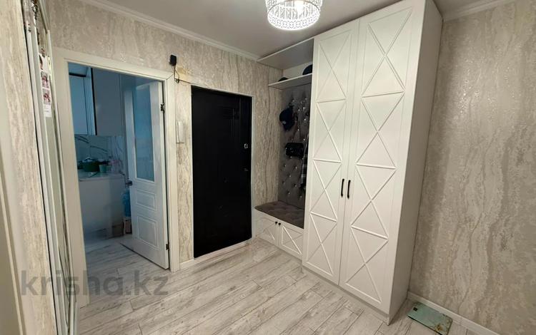 4-бөлмелі пәтер · 100 м² · 4/9 қабат, 11 ш/а., бағасы: 29 млн ₸ в Актобе, мкр 11 — фото 9
