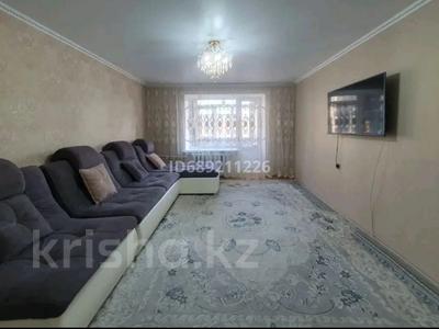 3-комнатная квартира, 63 м², 5/5 этаж, Бауыржан момышулы 66/1 за 16 млн 〒 в Темиртау