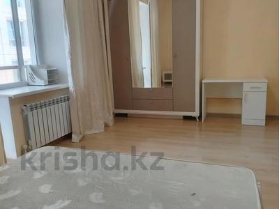 2-комнатная квартира · 70 м² · 5/9 этаж, Достык 1 за 320 000 ₸ в Астане, Есильский р-н