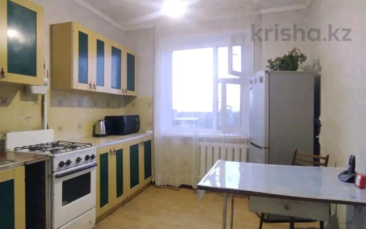 4-комнатная квартира · 76.7 м² · 9/9 этаж, Гапеева — Рыскулова, Гапеева, Муканова за 20 млн ₸ в Караганде, Казыбек би р-н — фото 2