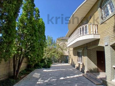 Отдельный дом · 8 комнат · 370 м² · 6 сот., мкр Алмас за 250 млн ₸ в Алматы, Ауэзовский р-н