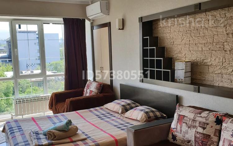 1-комнатная квартира · 40 м² · 8/9 этаж, Молдагуловой 32 — Абылай хана за 15 000 ₸ в Алматы, Алмалинский р-н — фото 2