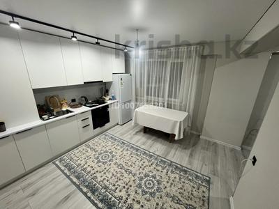 1-комнатная квартира · 42 м² · 5/9 этаж, Аль фараби 34 — Аль фараби - Есенберлина за 19.3 млн ₸ в Усть-Каменогорске