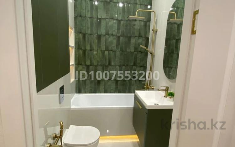 2-комнатная квартира · 42 м² · 17/18 этаж, Е-36 11 за 31.8 млн 〒 в Астане, Нура р-н — фото 2