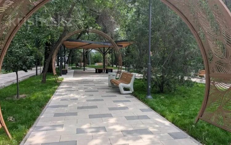 2-комнатная квартира · 55 м² · 1/4 этаж, 12 Микрорайон (Шаляпина-Берегового) за 25 млн ₸ в Алматы, Ауэзовский р-н — фото 2