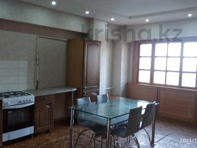 Аренда квартир в Алматы: 3-комнатная квартира · 68 м² · 5/9 этаж, Молдагуловой — Абылай Хана за 250 000 〒 3-комнатная квартира · 68 м² · 5/9 этаж, Молдагуловой — Абылай Хана за 250 000 〒 в Алматы, Алмалинский р-н