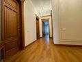 4-комнатная квартира, 172 м², 3/7 этаж, Тайманова — ул. Искендерова за 245 млн 〒 в Алматы, Медеуский р-н — фото 10