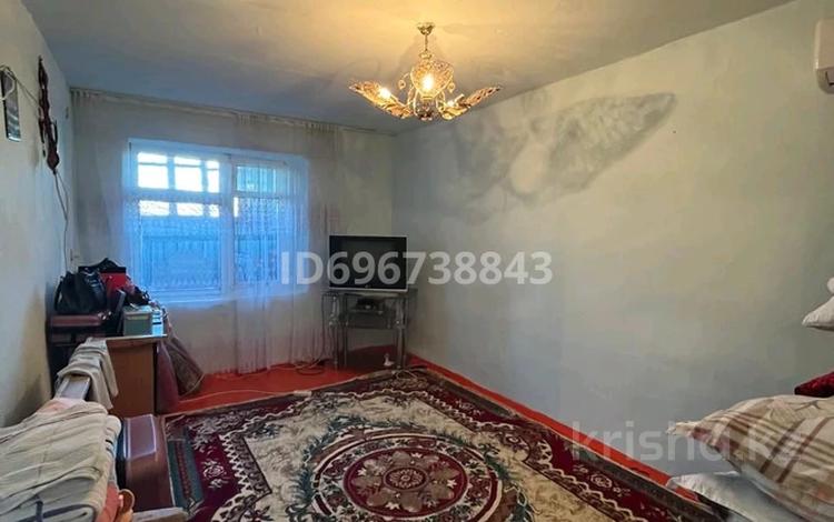3-комнатная квартира · 50 м² · 2/2 этаж, Абилкасымова 1/2 — Колледжа за 3.5 млн ₸ в Асыкате — фото 2