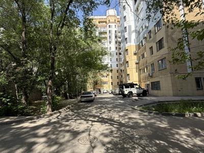 4-комнатная квартира · 87 м² · 2/12 этаж, мкр Аксай-1 4 за ~ 51 млн ₸ в Алматы, Ауэзовский р-н