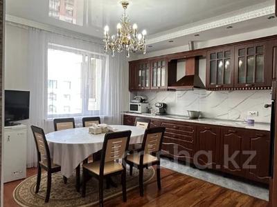 2-комнатная квартира · 84 м² · 8/12 этаж, Кабанбай батыра за 38.5 млн ₸ в Астане, Есильский р-н