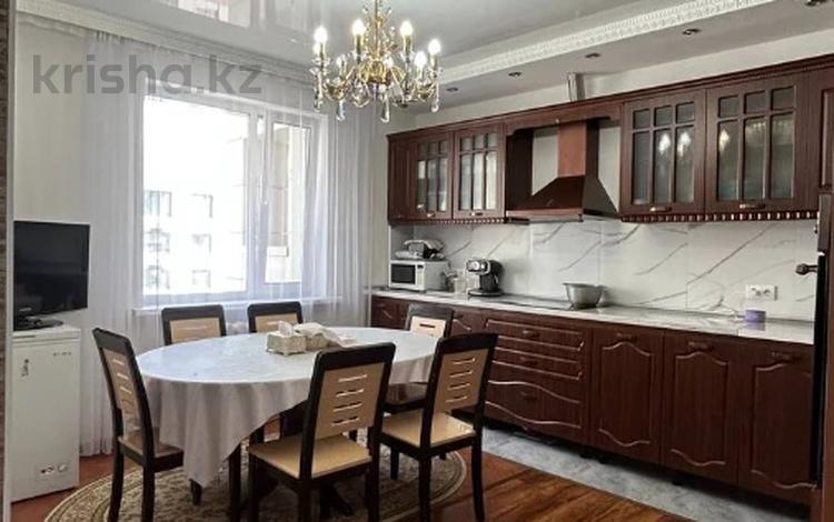 2-комнатная квартира · 84 м² · 8/12 этаж, Кабанбай батыра за 38.5 млн ₸ в Астане, Есильский р-н — фото 2